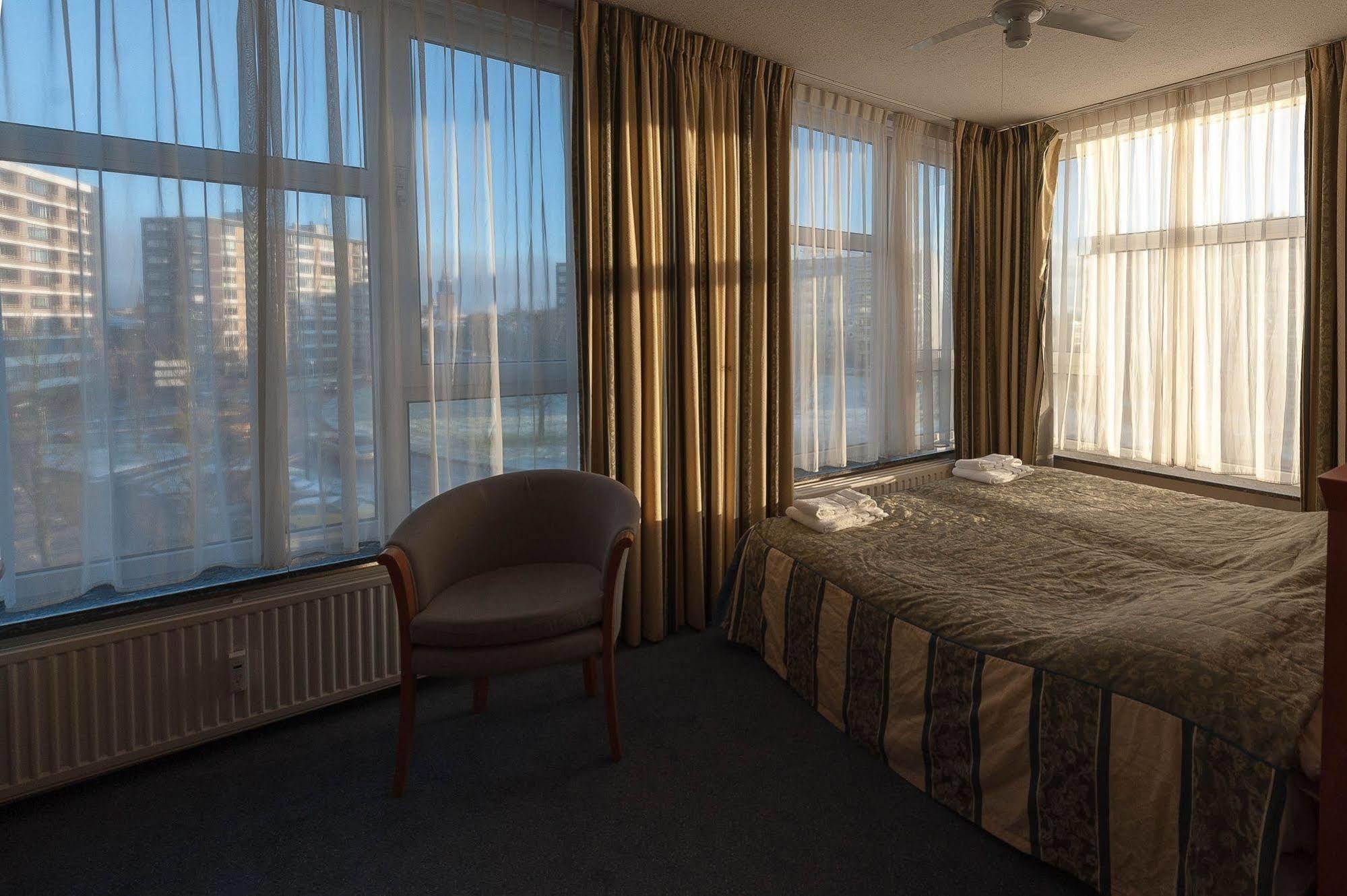 Eurohotel Leeuwarden Ngoại thất bức ảnh
